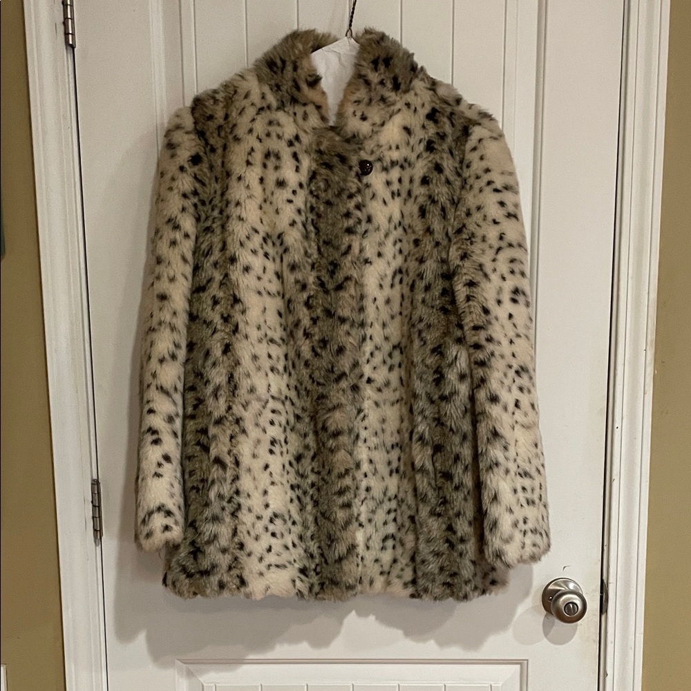 Gilmore New York Leopard Print Fur Coat size M/L